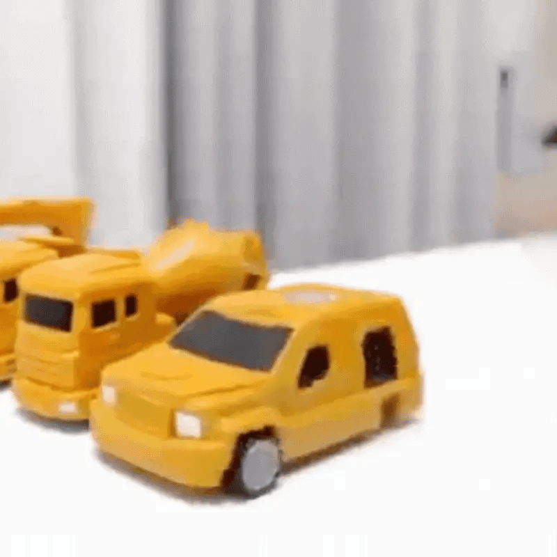 Magnetic RoboCar Adventure with Storage Box